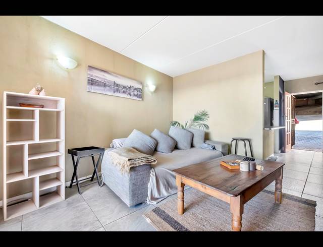 3 BEDROOM APARTMENT FOR SALE IN WINDSOR EAST